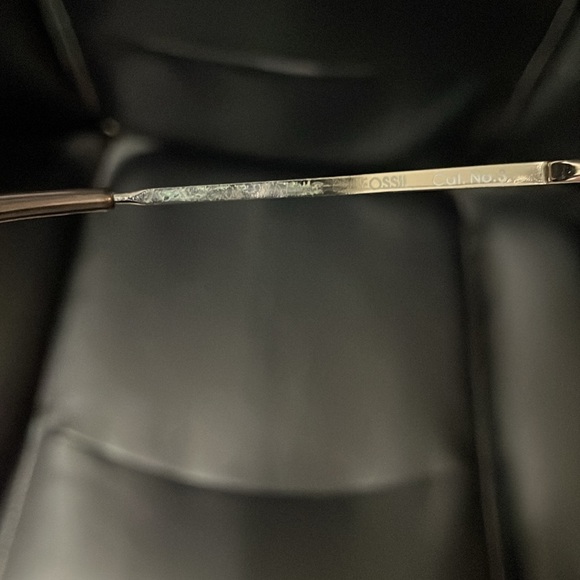 Fossil Aviator Sunglasses - Picture 12 of 15